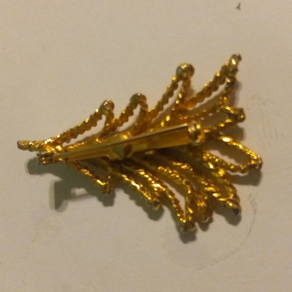 Tree broach - Picture 2 of 2